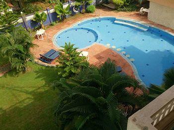 Retreat Anjuna Resort Hotel Anjuna